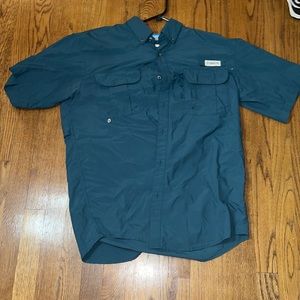 Magellan fishing shirt sized medium relaxed fit